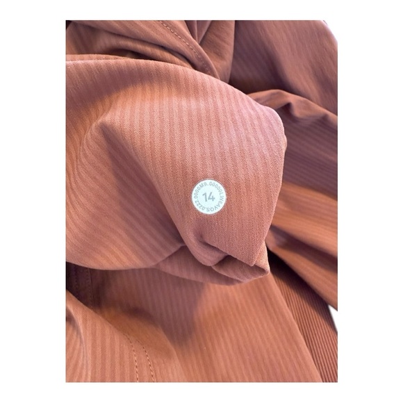 Lululemon Dance Studio Mid-Rise Cropped Pants - Size 14 - Picture 9 of 11